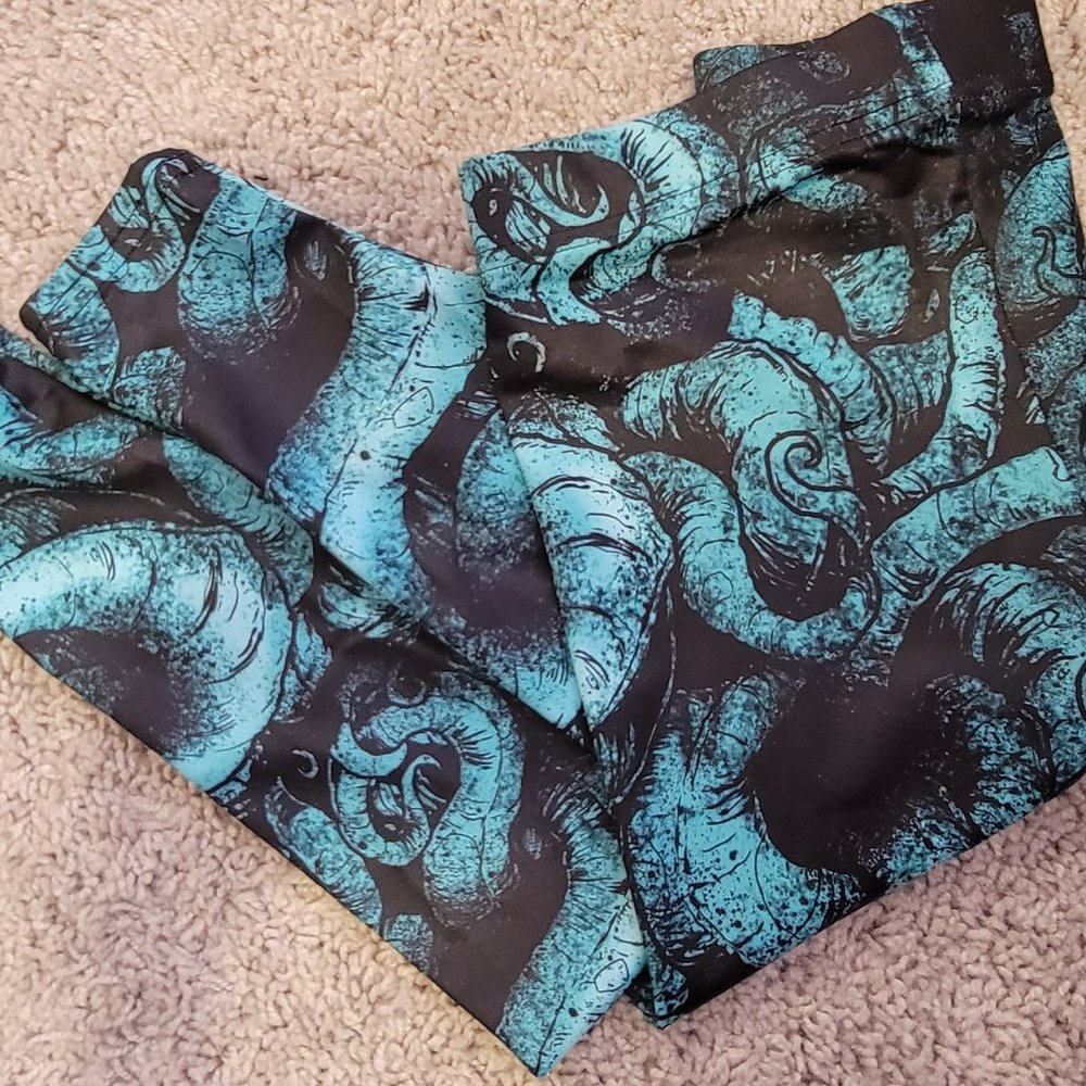 FROM BELOW HWMF LEGGINGS - LIMITED